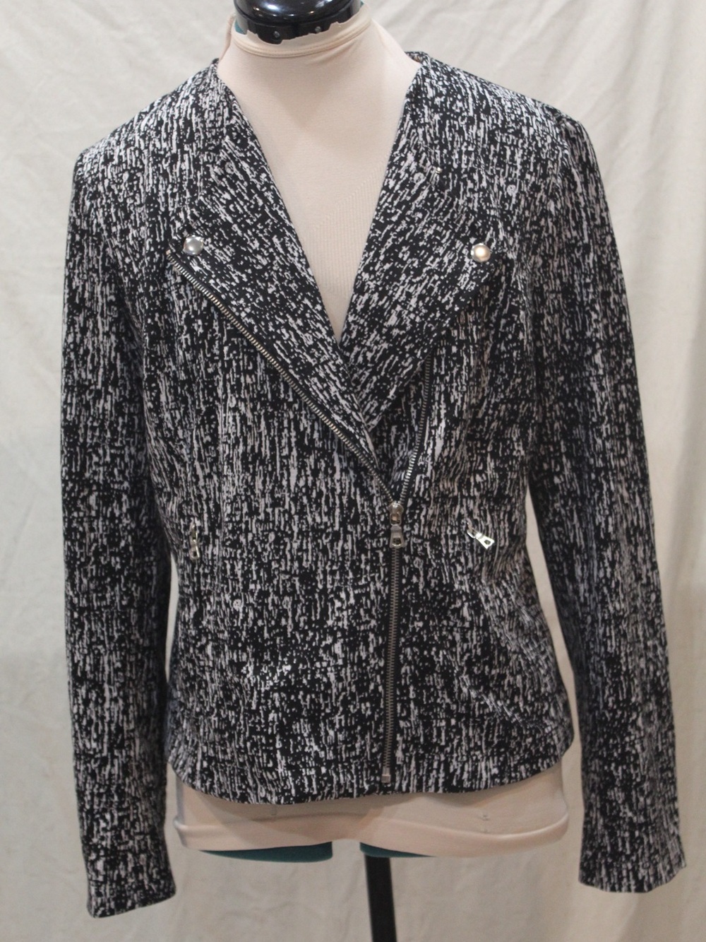 Alice Hope Black & White Moto Jacket Size M Asymmetrical Zip - Picture 2 of 6